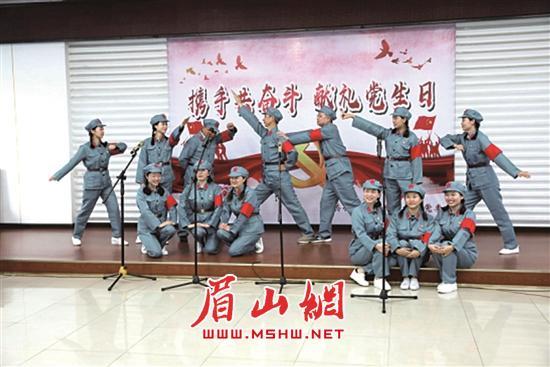 邓公亲自为深圳火车站题字 但为何不写“站”字 其中大有深意！